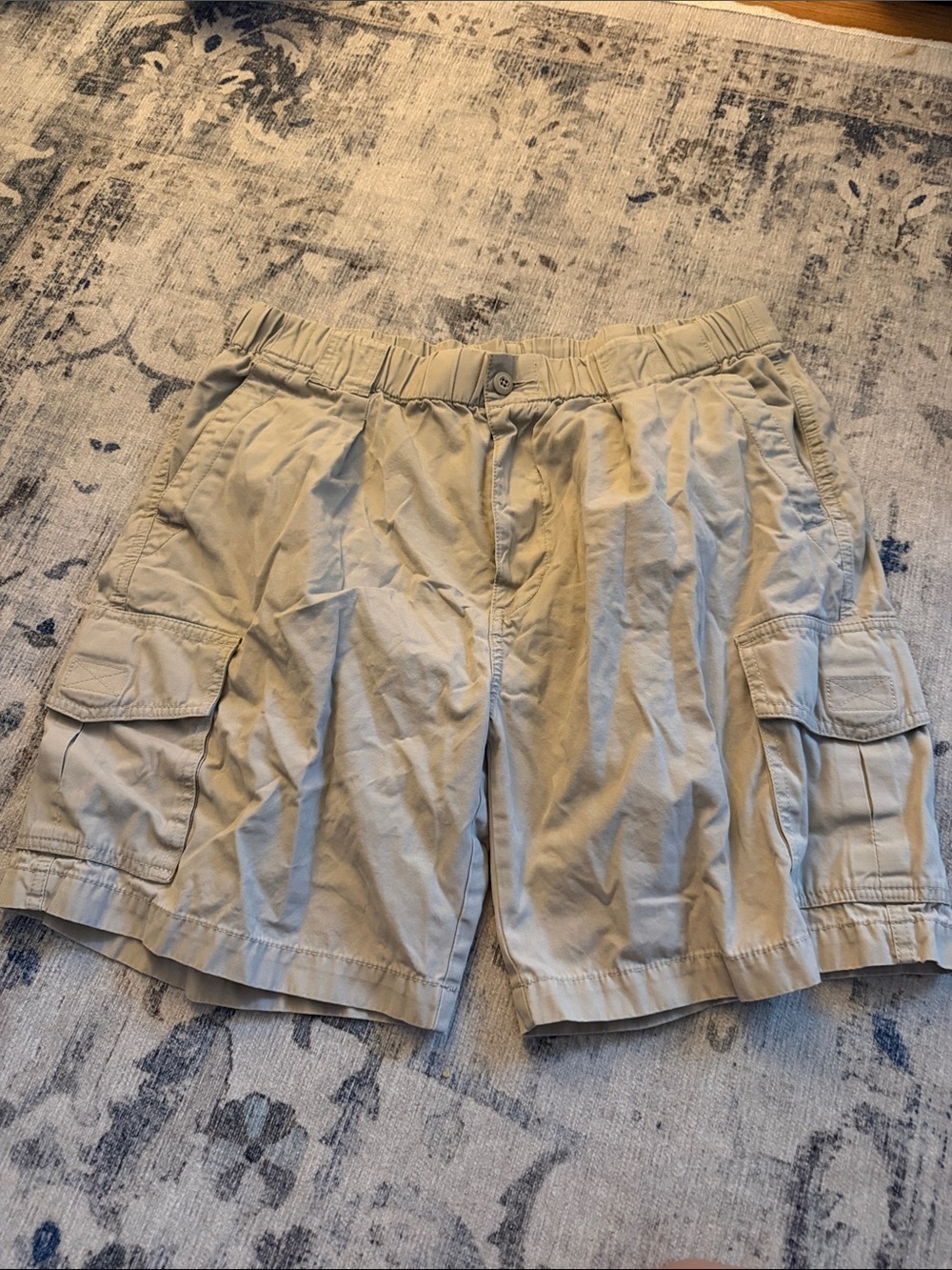 Tommy Bahama Beige Cargo Shorts with Elastic Waist